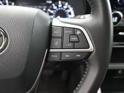 2025 Toyota Highlander LE