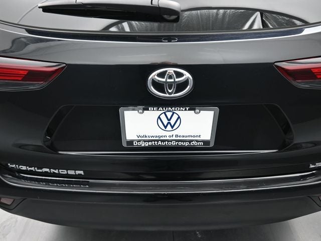 2025 Toyota Highlander LE