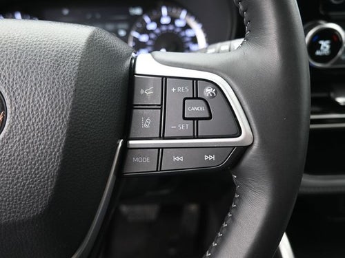 2025 Toyota Highlander LE