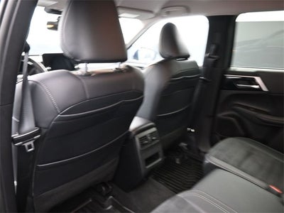 2024 Mitsubishi Outlander SE