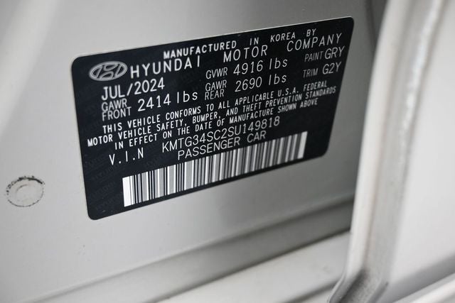 2025 Genesis G70 2.5T