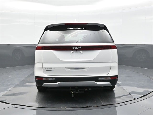 2024 Kia Carnival LX