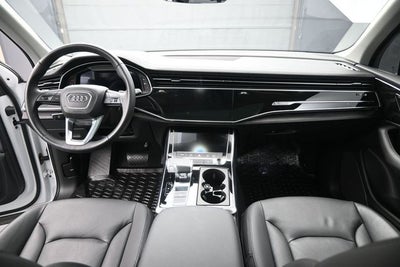 2023 Audi Q7 55 Premium quattro