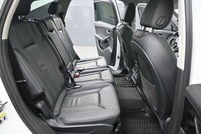 2023 Audi Q7 55 Premium quattro