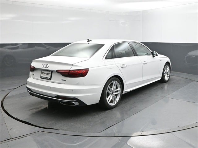 2023 Audi A4 45 S line Premium Plus quattro