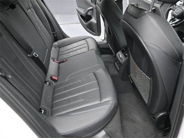 2023 Audi A4 45 S line Premium Plus quattro