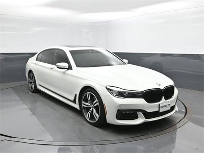 2019 BMW 7 Series 740i