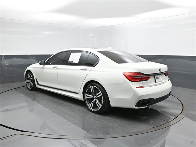 2019 BMW 7 Series 740i