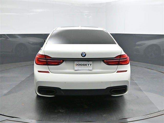 2019 BMW 7 Series 740i