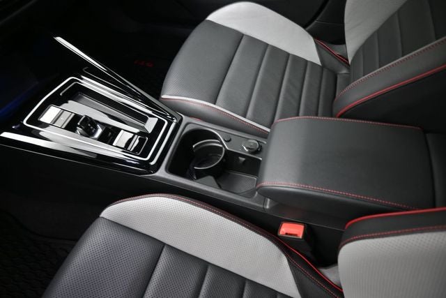 2023 Volkswagen Golf GTI Autobahn