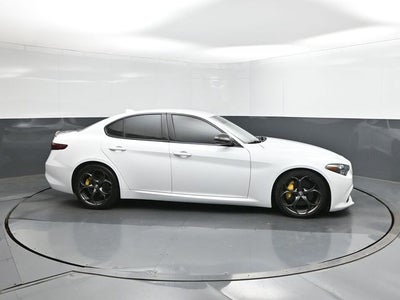2019 Alfa Romeo Giulia Base