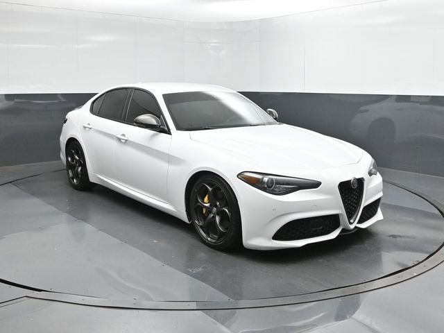 2019 Alfa Romeo Giulia Base