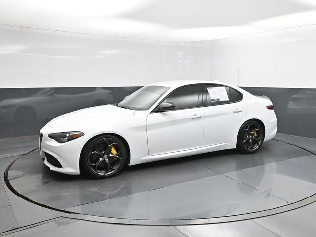 2019 Alfa Romeo Giulia Base