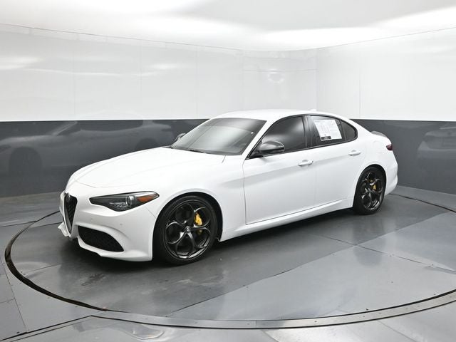 2019 Alfa Romeo Giulia Base