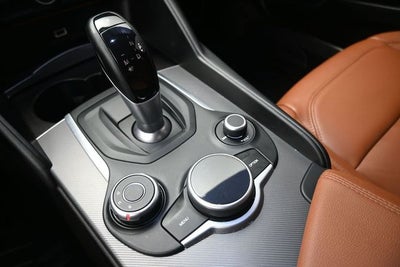 2019 Alfa Romeo Giulia Base