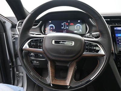 2022 Jeep Grand Cherokee Summit