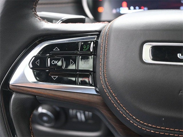 2022 Jeep Grand Cherokee Summit