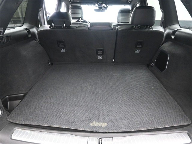 2022 Jeep Grand Cherokee Summit