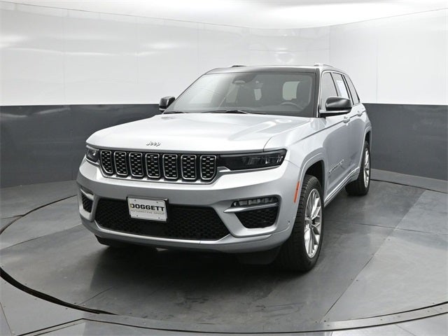 2022 Jeep Grand Cherokee Summit