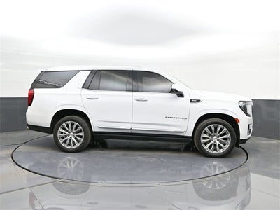 2024 GMC Yukon XL AT4