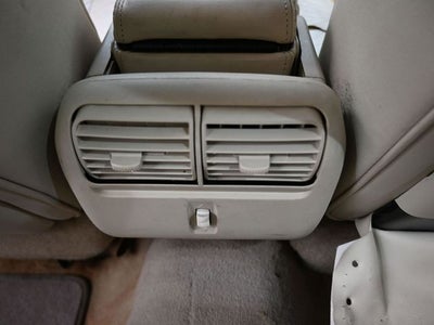1999 Lincoln Town Car Signature
