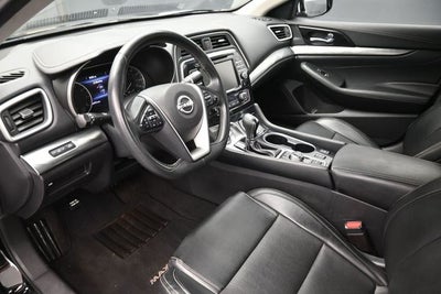 2023 Nissan Maxima SV