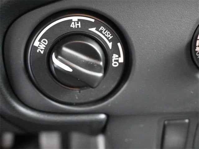 2023 Nissan Frontier S