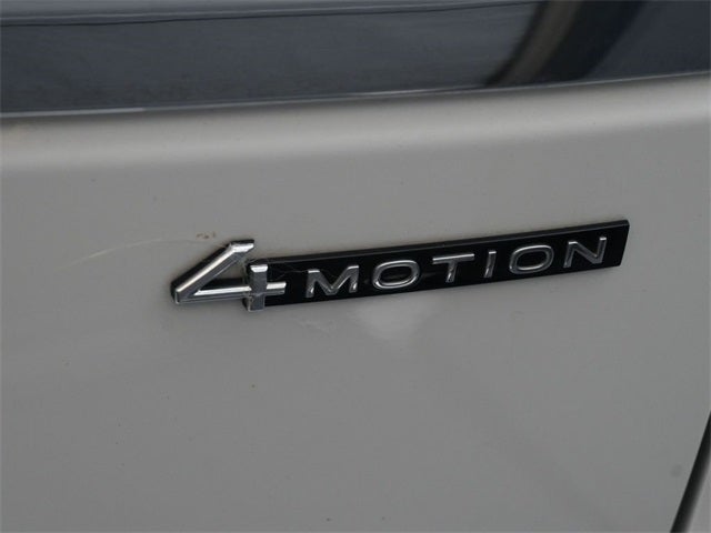 2023 Volkswagen Atlas 3.6L V6 SEL Premium R-Line