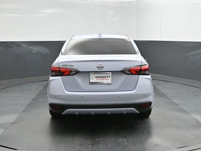 2025 Nissan Versa 1.6 SV