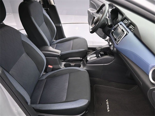 2023 Nissan Versa 1.6 SV