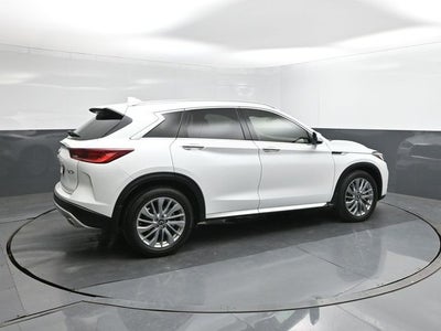 2023 INFINITI QX50 LUXE