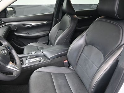 2023 INFINITI QX50 LUXE