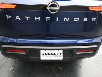 2025 Nissan Pathfinder SV
