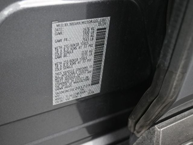 2025 Nissan Pathfinder SV