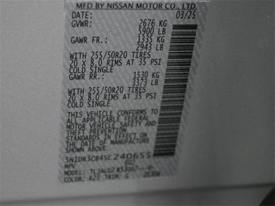 2025 Nissan Pathfinder SL