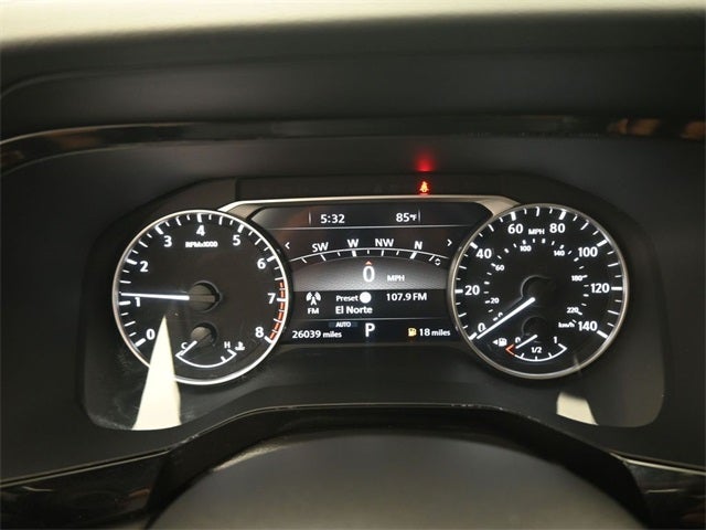 2025 Nissan Pathfinder SL