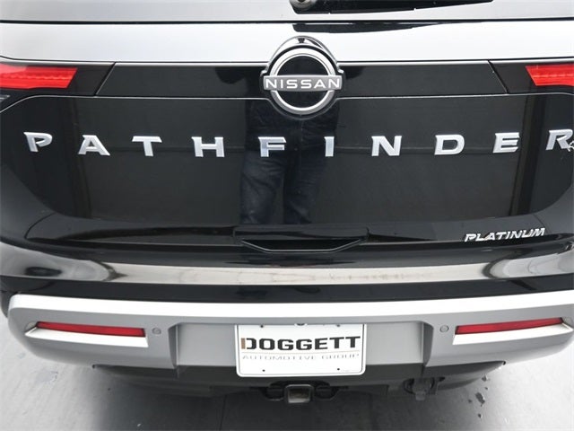 2022 Nissan Pathfinder Platinum