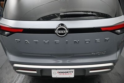 2023 Nissan Pathfinder Platinum