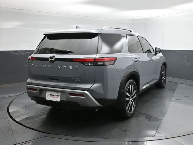 2023 Nissan Pathfinder Platinum