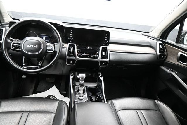 2022 Kia Sorento S