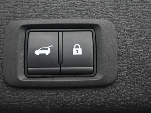 2023 Mitsubishi Outlander Base