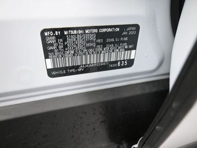 2023 Mitsubishi Outlander Base