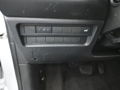 2023 Mitsubishi Outlander Base