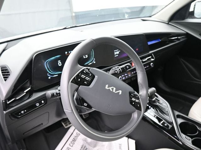 2024 Kia Niro EX Touring