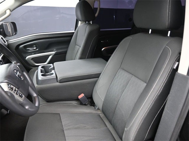 2018 Nissan Titan SV