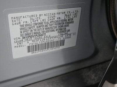 2023 Nissan Kicks SR