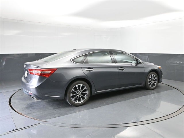 2018 Toyota Avalon XLE Plus