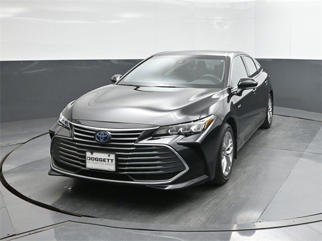 2021 Toyota Avalon Hybrid XLE Plus