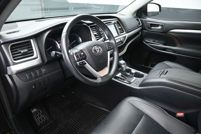 2015 Toyota Highlander XLE V6