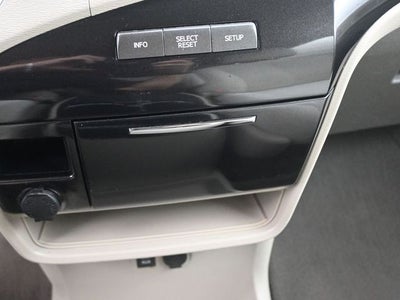2013 Toyota Sienna LE 8 Passenger